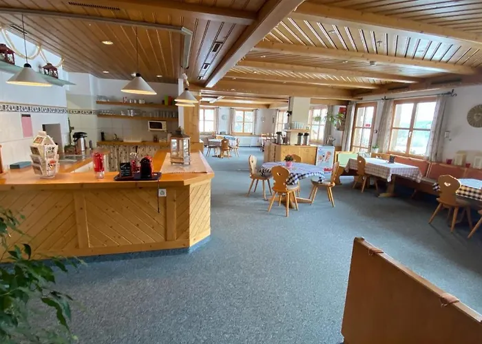 Hotel Familien Und Wanderhotel Clarezia Breíl