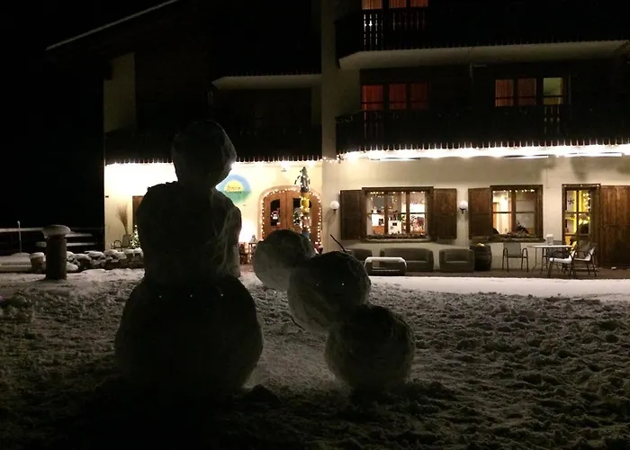 Familien Und Wanderhotel Clarezia Breil/Brigels