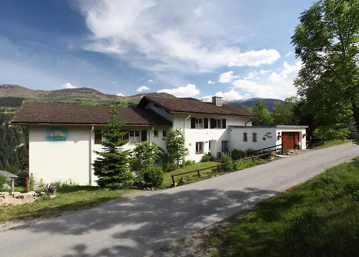 Hotel Familien Und Wanderhotel Clarezia Breil/Brigels