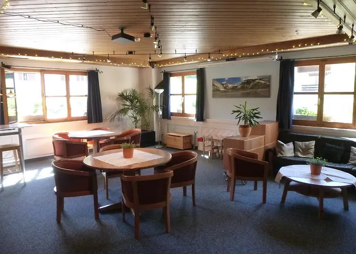 Familien Und Wanderhotel Clarezia Breil/Brigels